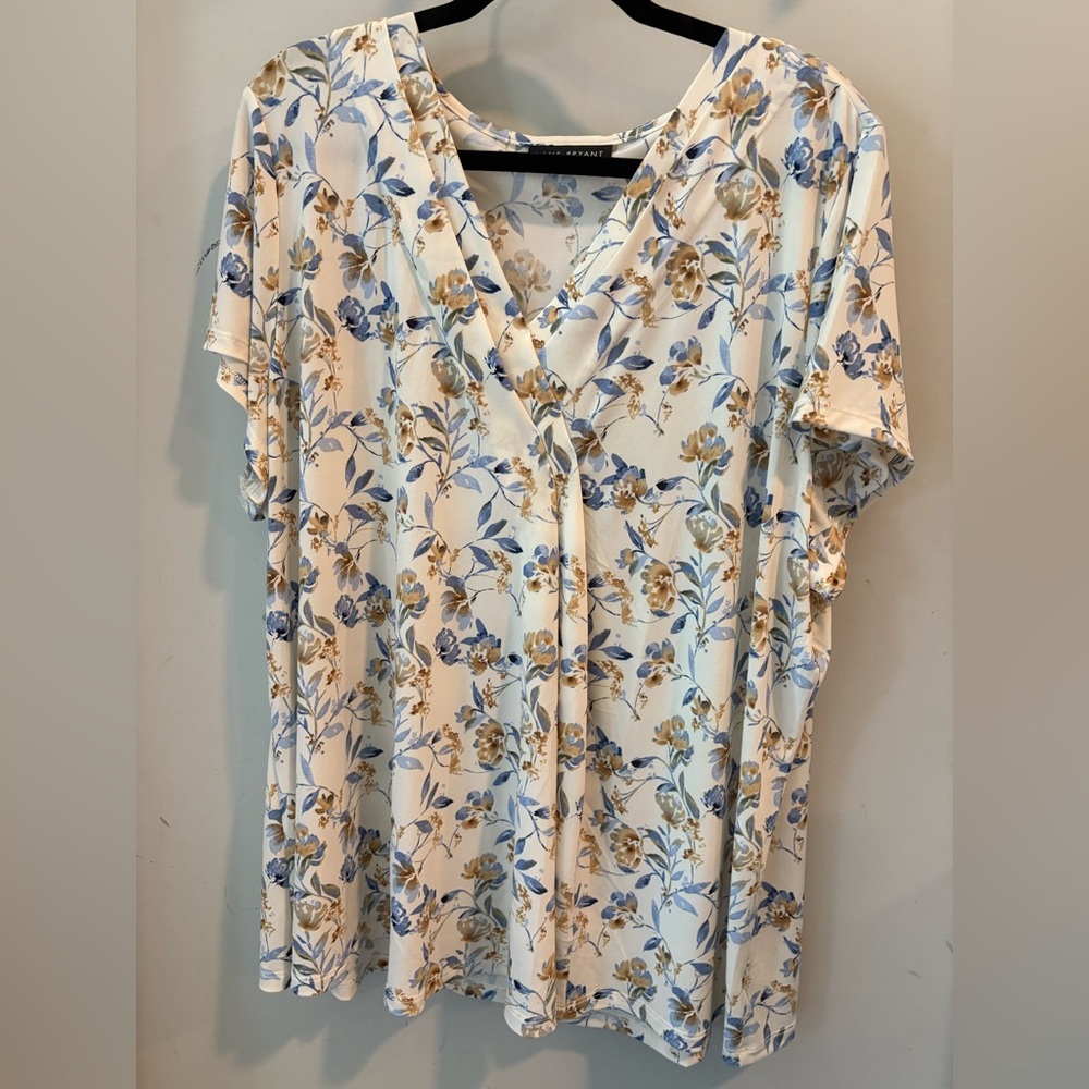 Lane Bryant Cream and Blue Flutter Sleeve Blouse V Neck
